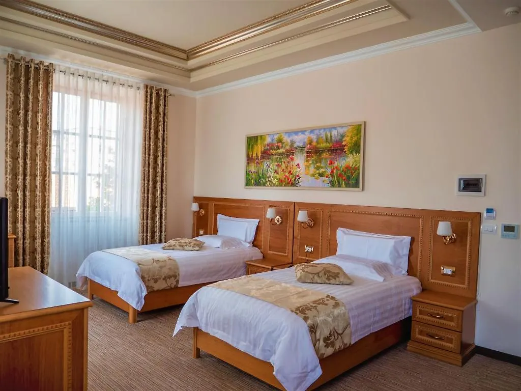 Boka Hotel Tirana 4*,